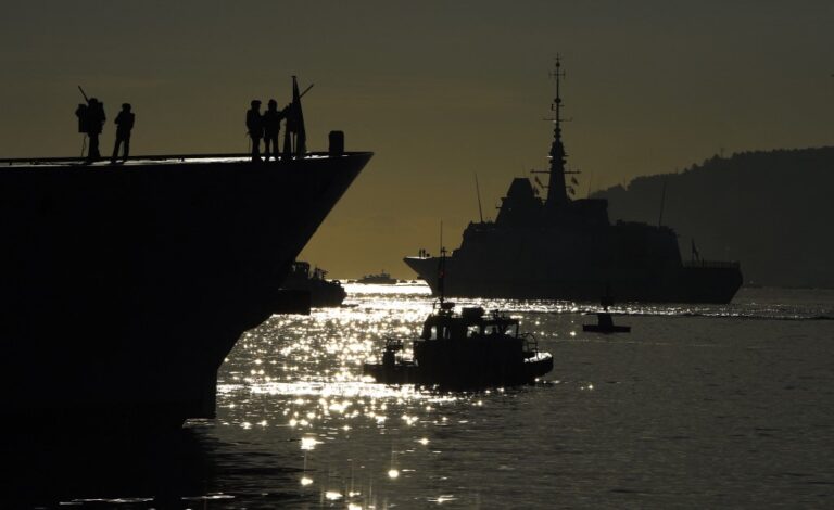 Egyptian, French navies carry out joint training