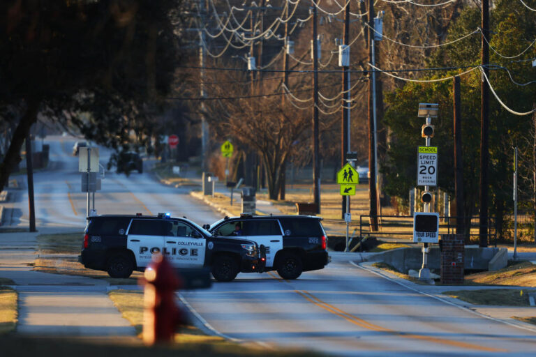 UK police arrest 2 men over Texas synagogue hostage-taking