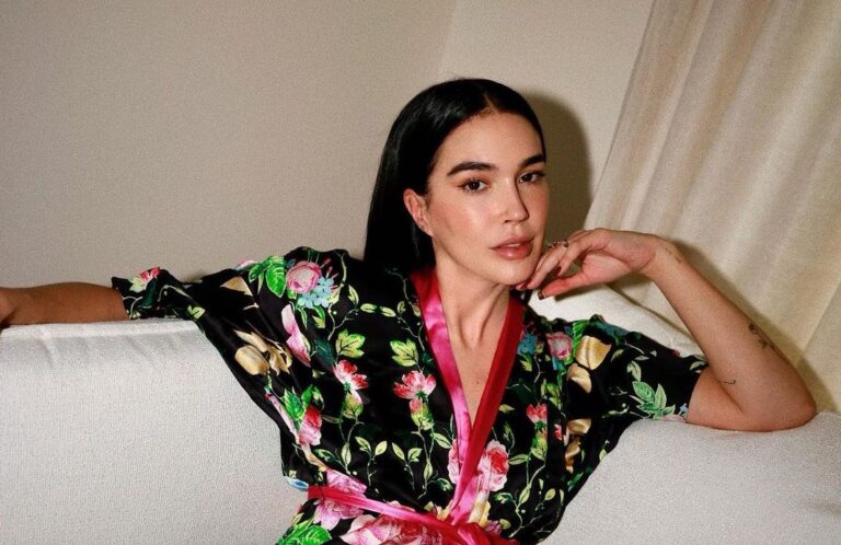 US social media star Brittany Xavier shows off Arab accessories label 