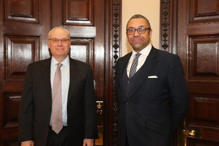 US envoy to Yemen holds talks in London to revive peace efforts