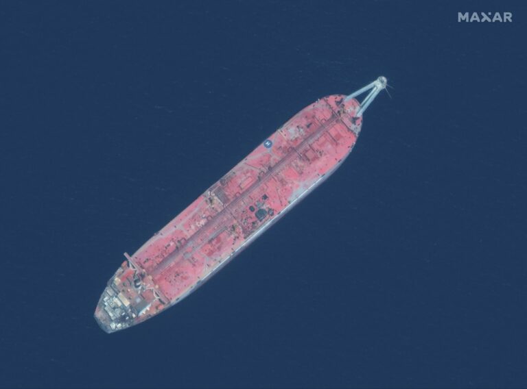 Houthis renege on new deal to prevent Red Sea oil spill disaster