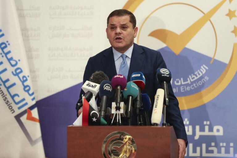 Libyan parliament interviews prime minister candidates