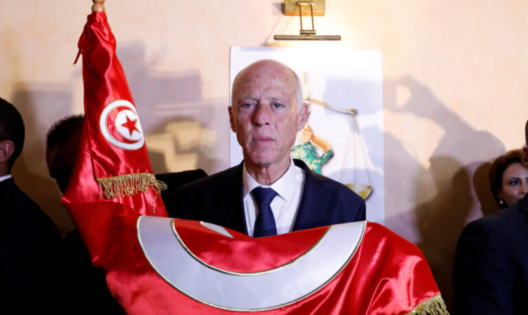 US officials meet Tunisians civil society members
