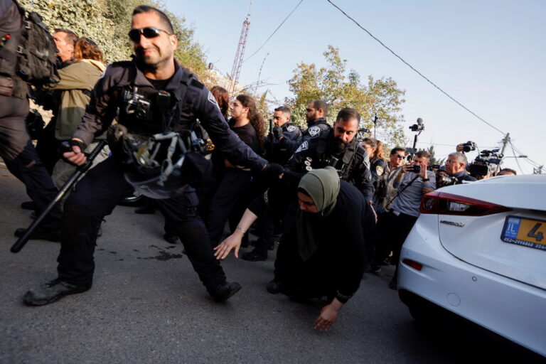 Palestinians offer Jerusalem Friday prayers in solidarity with eviction families