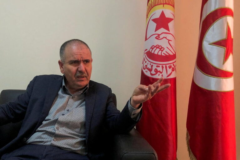 Tunisia’s powerful labor union re-elects leader