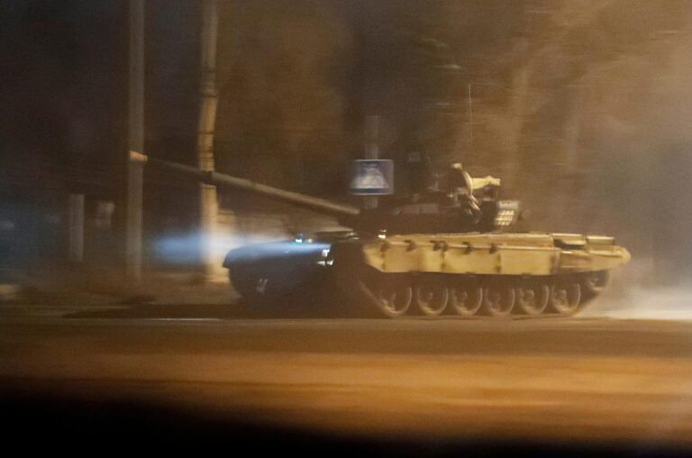 Hope, fear and uncertainty on Donetsk streets after Putin move
