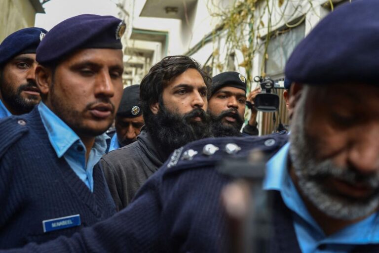 Pakistani-American sentenced to death for beheading girlfriend