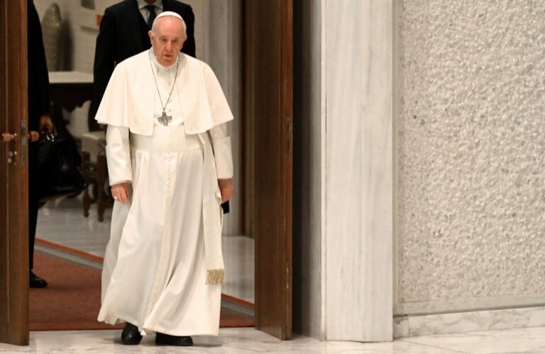 Pope Francis receives Iraqi Christian leaders