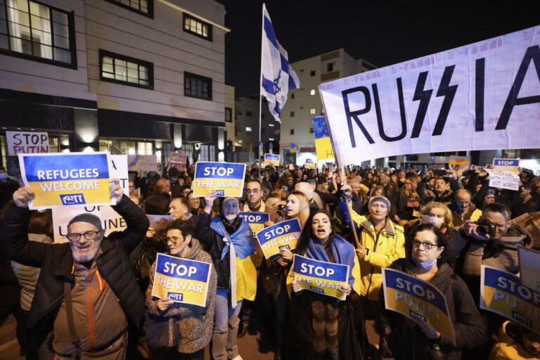 Israel says it is prepared to host up to 25,000 Ukrainians temporarily