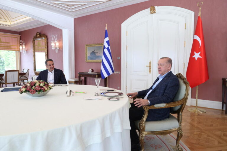 Greek, Turkish leaders seek common ground over Ukraine war