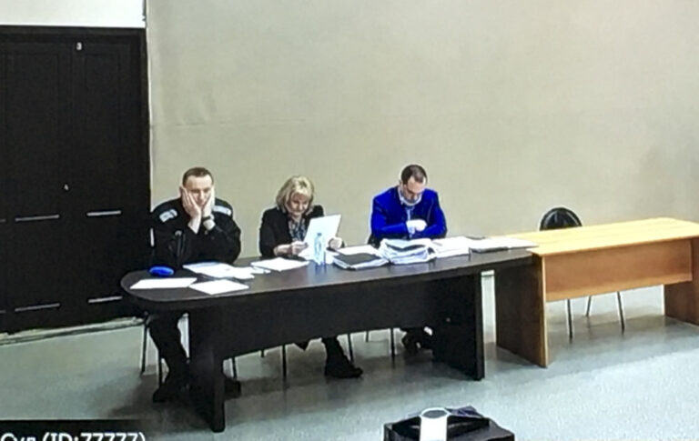 Russia seeks new jail term for opposition leader Navalny