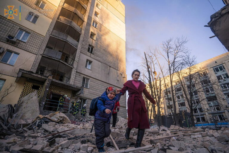 Kremlin rejects top UN court order to halt Ukraine offensive