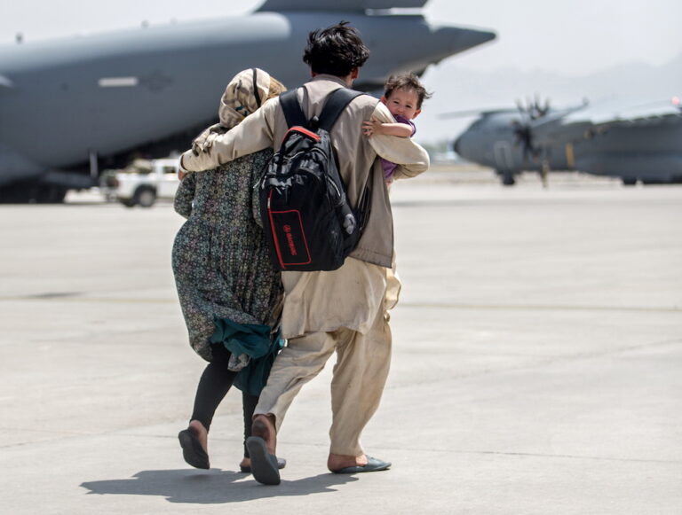 UK govt accused of ‘lack of concern’ after girl, 8, left stranded in Kabul