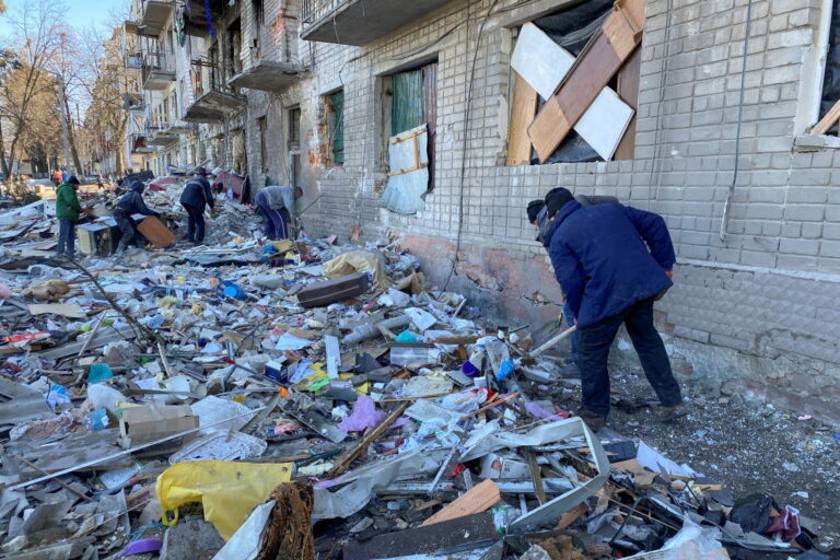 Fearing bombs and war, Kharkiv families spend a month underground