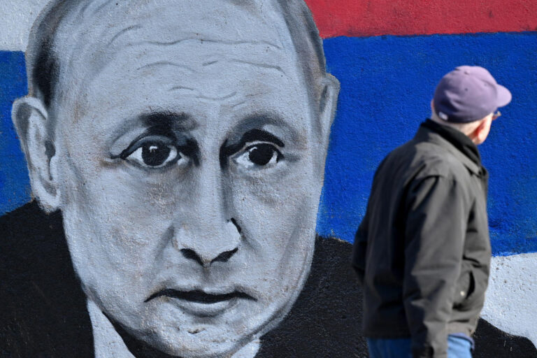 Fleeing Putin, Russians resettle in pro-Kremlin Serbia