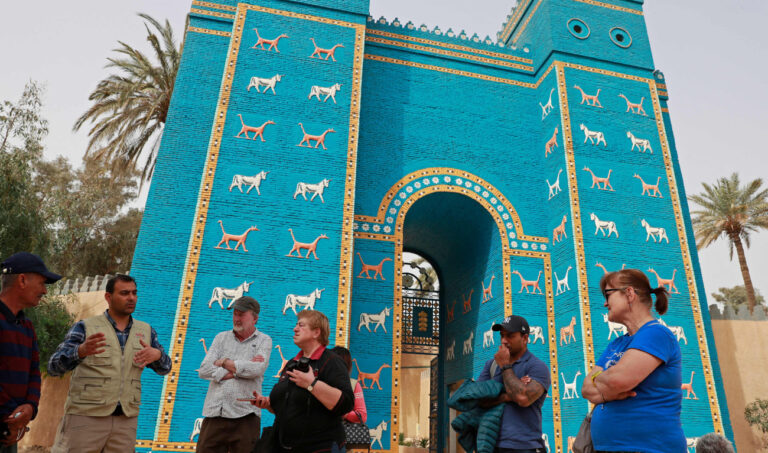 In a ‘dangerous’ land: Tourists trickle back to Iraq