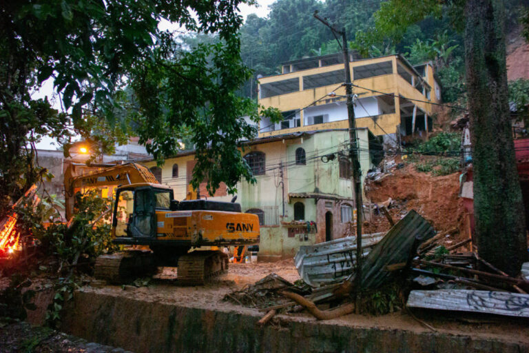 Mudslides kill 14 amid heavy rains in Brazil’s Rio de Janeiro state