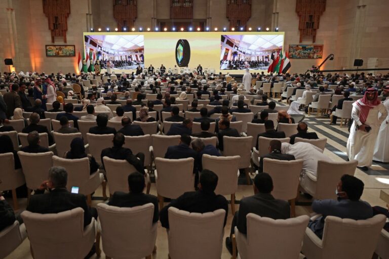 GCC ambassador to Yemen says decisions at peace talks in hands of Yemenis