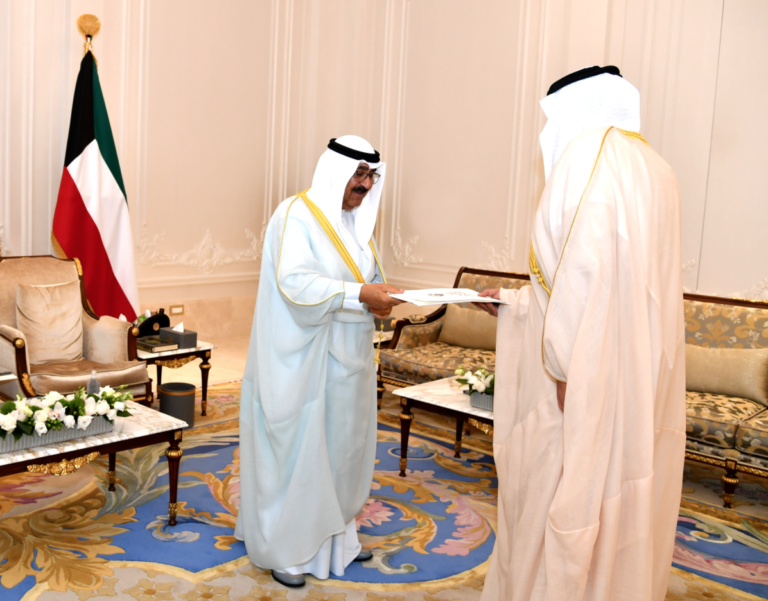 Kuwait’s Crown Prince receives government’s letter of resignation