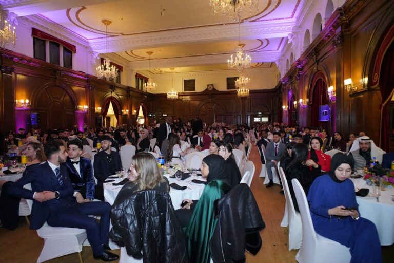 Arab students reunite in London to raise money for Yemen eye surgeries