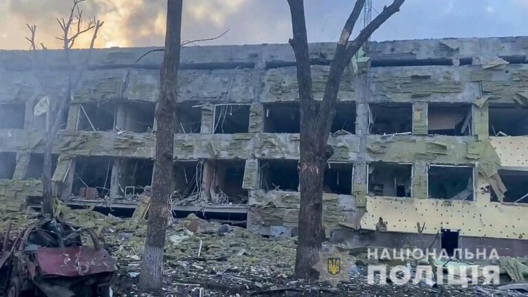 Mayor: More than 10,000 civilians dead in Ukraine port city, Mariupol