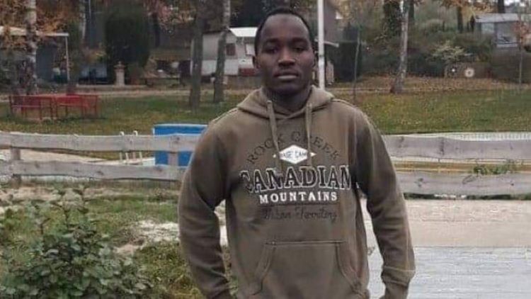 Asylum-seeker in UK asked for help 72 times before stabbing six people