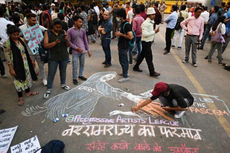 Protesters in Delhi say Muslims targeted after religious clashes