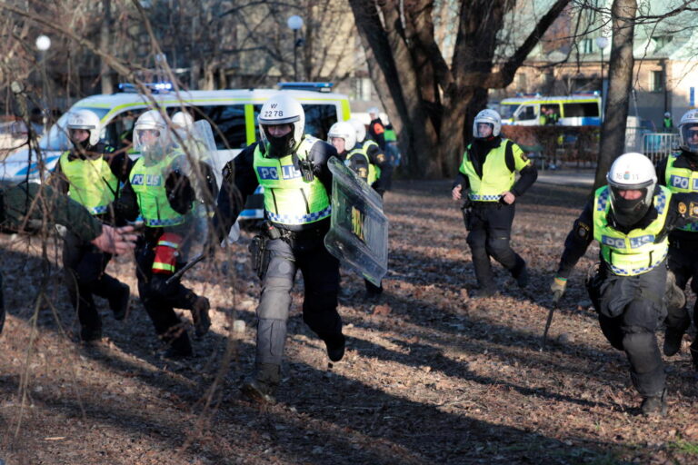 New clashes over anti-Islam rally in Sweden