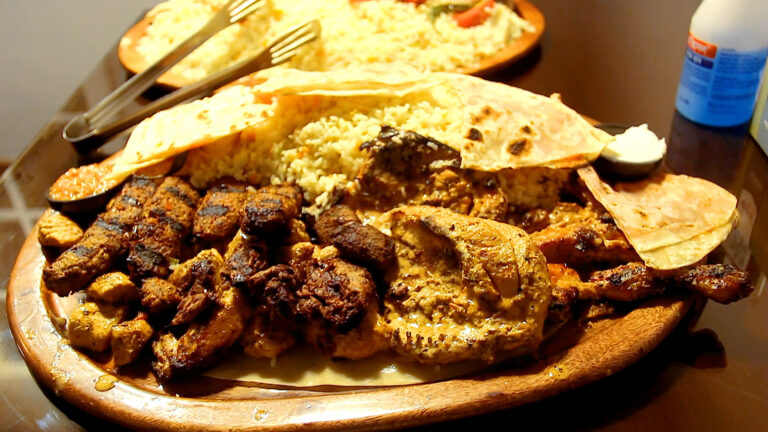 In Bangladeshi capital, a Ramadan passion for Arab cuisine