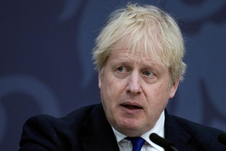 UK PM Johnson apologizes to parliament for COVID fine