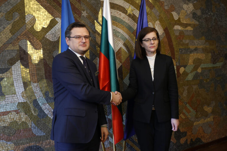 Ukraine plea for military aid stumbles in Bulgaria