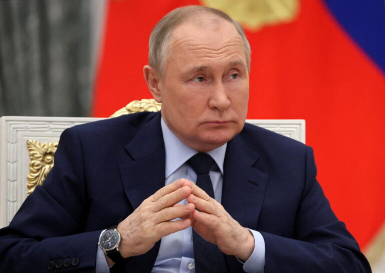 Australia targets Putin’s daughters, Russian senators in fresh sanctions