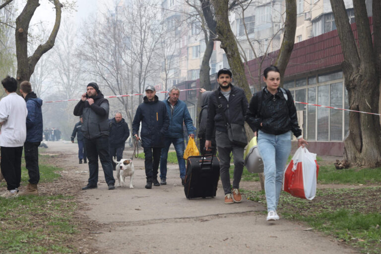 Ukrainian steel plant bombed; Zelenskyy to meet US officials