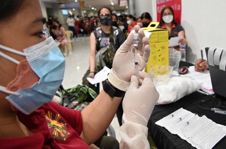 Philippines starts rollout of second booster dose against COVID-19