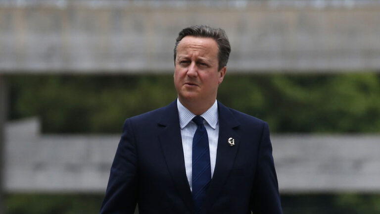 Ex-UK PM slams Muslim critics of govt anti-terror program