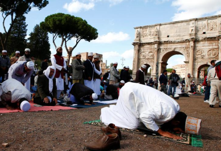 Milan’s archbishop writes letter of solidarity to Muslim community