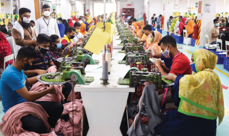 For Bangladeshi garment exporters, business as usual with Russia despite sanctions