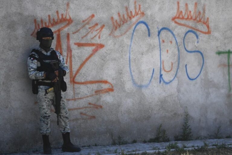 Mexico captures local leader of powerful cartel