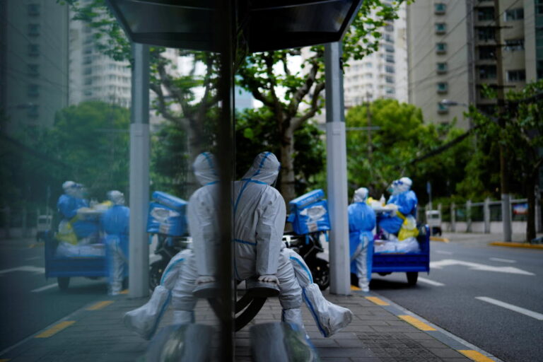 Shanghai COVID-19 outbreak shows signs of waning as cases fall
