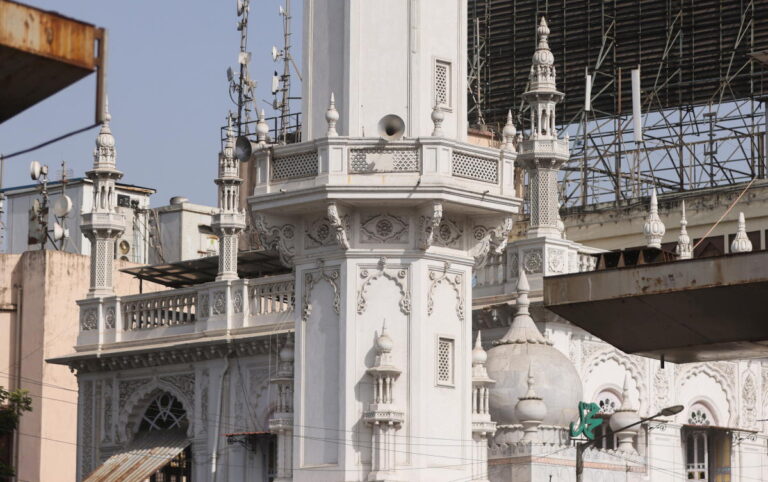 Mumbai mosques turn volume down on call to prayer after Hindu’s demands