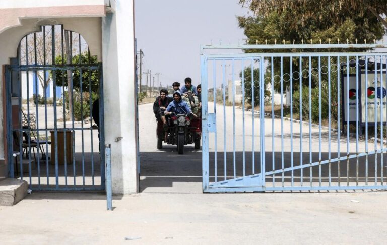 Israel reopens Gaza crossing after nearly two weeks