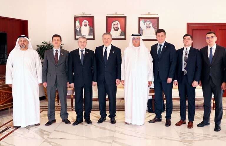 Russian, Emirati officials look to enhance ‘strong ties’