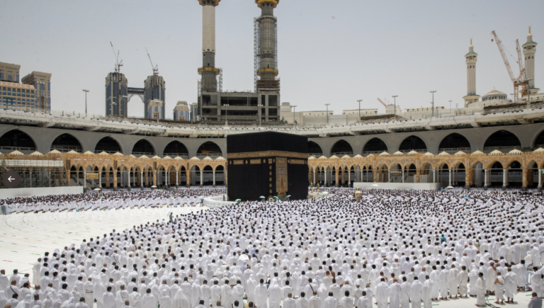 Worsening crisis forces Sri Lankan Muslims to forgo Hajj
