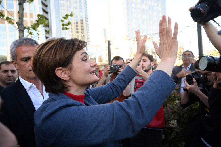 Leading Turkish opposition figure jailed and then freed