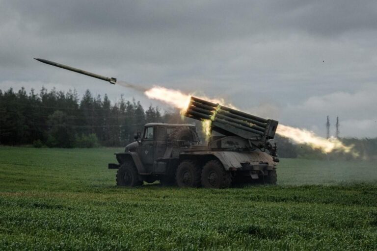 UK to send US-made rocket systems to Ukraine