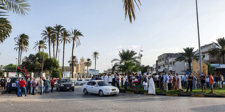 Fresh clashes rock Libyan capital after failed coup