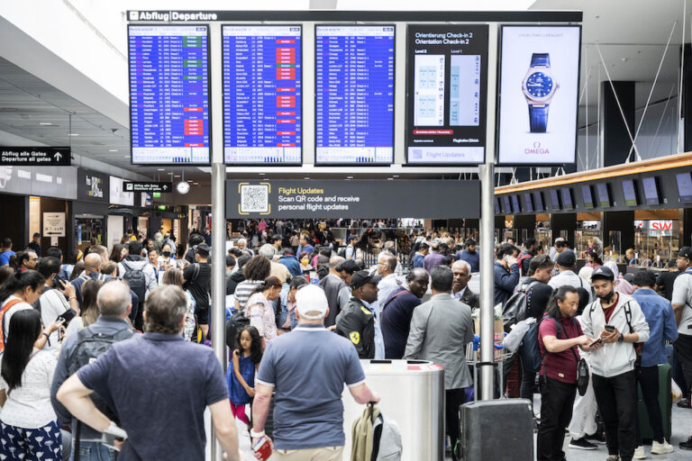 Switzerland reopens airspace after ‘technical malfunction’
