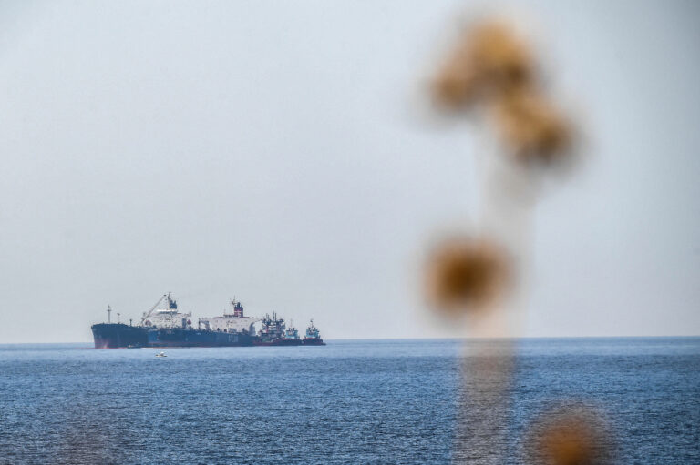 Iranian-flagged tanker in Greece tugged to Piraeus port