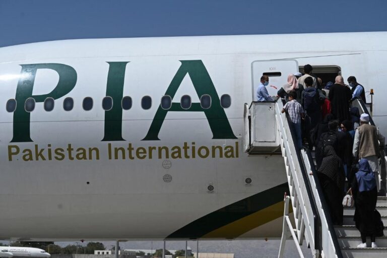 Iran says probing claimed Pakistani airline near-miss