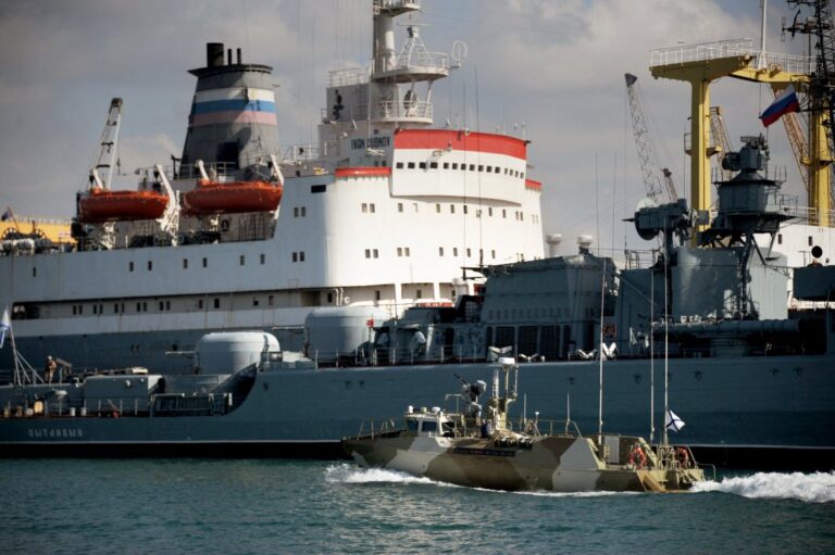 Lebanon receives complaints from West over docking of Syrian ship carrying grains